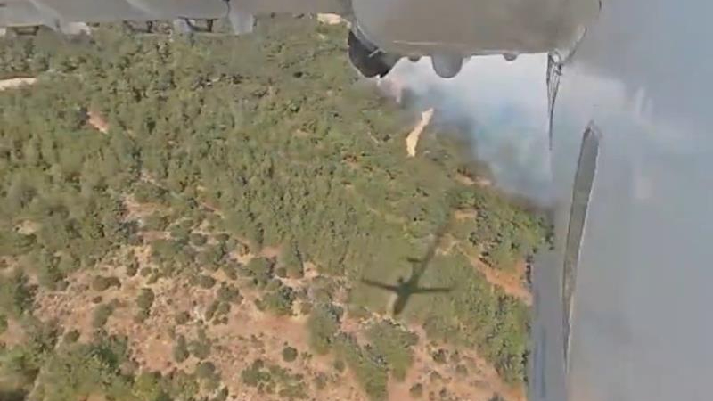 Çanakkale'deki orman yangınına müdahale havadan görüntülendi