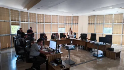 Çanakkale Yangın Yönetim Merkezi’nde yangın izleniyor