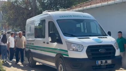 Teksüt fabrikası yangınında hayatını kaybeden Ahmet İzmirli toprağa verildi