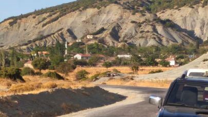 Çanakkale’de tahliye edilen köylere girişler açıldı