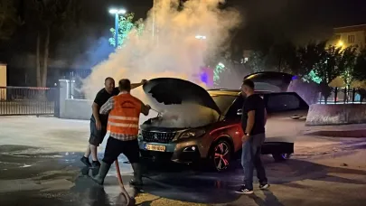 Samsun’da Seyir Halindeki Otomobil Alev Alev Yandı