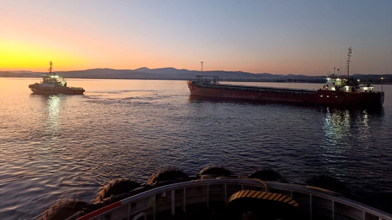 Çanakkale Boğazı’nda Kargo Gemisi Makine Arızası Yaptı