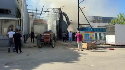 Bir Kıvılcım Koca Fabrikayı Küle Çevirdi