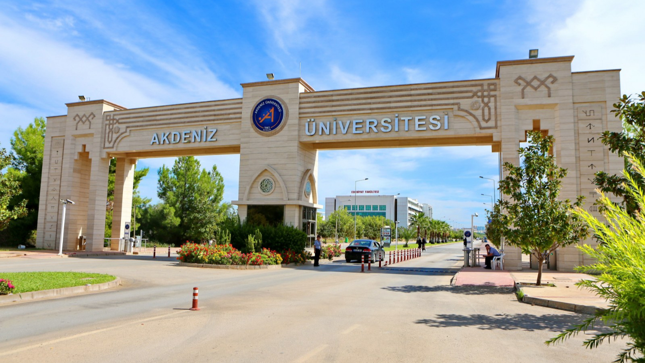 Akdeniz Üniversitesi Lisansüstü Eğitim Yönetmeliğinde Değişiklik Yapıldı