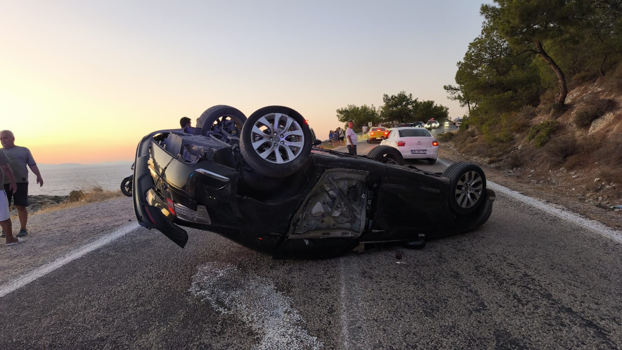 İzmir Foça’da Alkollü Sürücü Faciası: 4 Yaralı