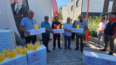 Lapseki’de Üreticilere 9.250 Meyve Sineği Tuzağı Dağıtıldı