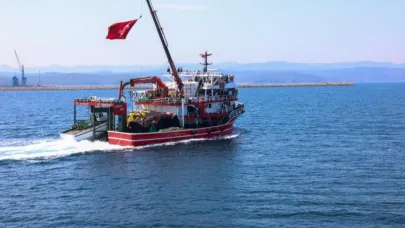 Çanakkale'de balıkçılar 'Vira bismillah' diyerek denize açıldı