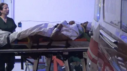 Bayramiç’te Kavga Eden Gence Otomobil Çarptı