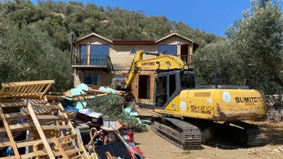 Ayvacık sahillerinde göstermelik yıkımlar ile göz mü boyanıyor ?
