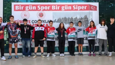 Minik-Yıldızlar Şampiyonasında Çanakkale'den Madalya Yağmuru