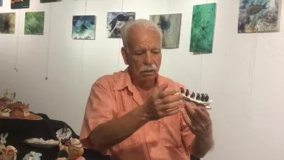 79'luk Usta, Deniz Kabuklarını Sanata Dönüştürdü