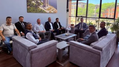 MHP Çanakkale Teşkilatı Ezine’de Ziyaretlerini Sürdürdü