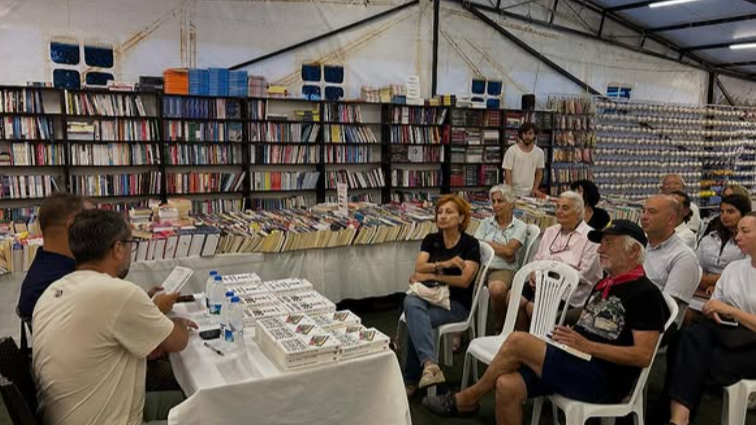 Bozcaada Kitap Fuarı’nda Siyaset ve Ortadoğu Tartışmaları