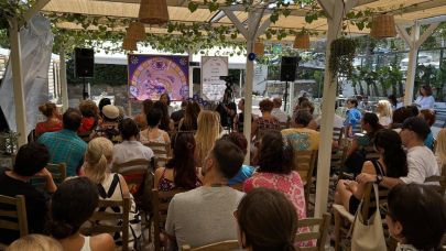 Bozcaada’da “Bedenlenmek” Söyleşisi