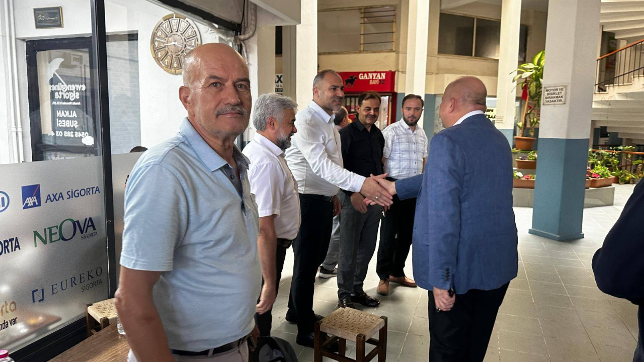 Prof. Dr. Karaayvaz’ın Muayenehanesi Çanakkale’de Açıldı