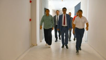 ÇOMÜ Rektörü Erenoğlu, Spor Bilimleri Fakültesini İnceledi