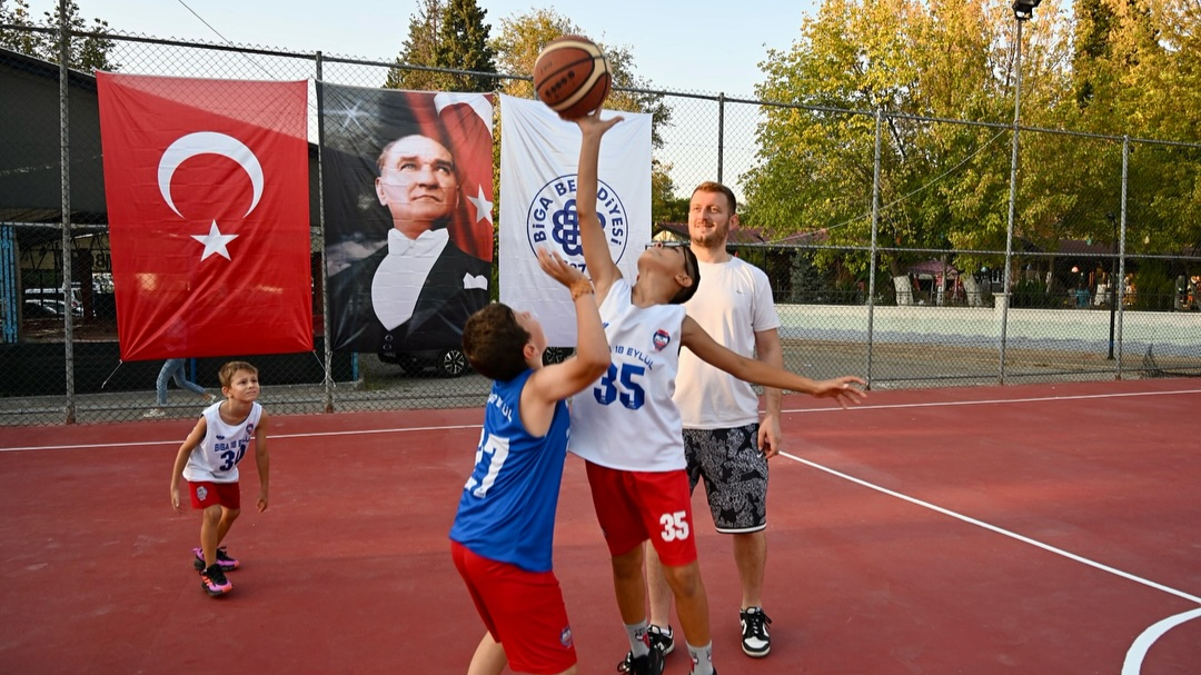 Biga’nın Kurtuluş Coşkusu Sporla Sahalara Taşınıyor