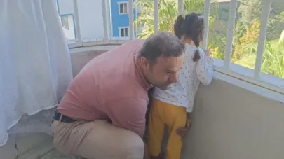 Kafası demir korkuluğuna sıkışan çocuğu itfaiye ekipleri kurtardı