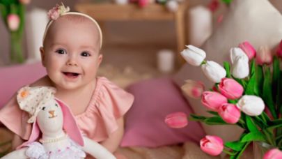 Rüyada Kız Bebek Görmek: Hayırlı Haberlerin ve Yeni Başlangıçların Sembolü