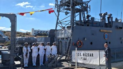 Başkan Göztepe’den TCG Rüzgar’a ziyaret