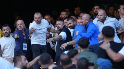 Fenerbahçe seçiminde tribünlerde gerginlik