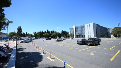 Eski Carrefoursa alanındaki açık otopark ücret tarifesi