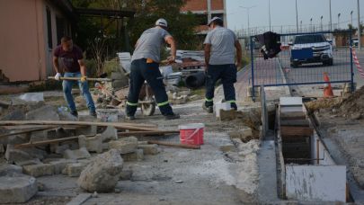 Lapseki Yalı Caddesi geçici olarak trafiğe kapandı