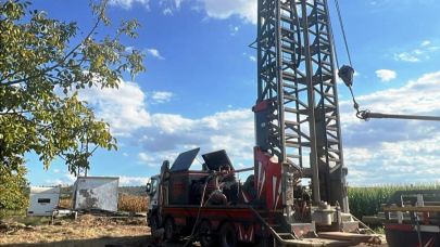 Biga Çınardere Köyü içme suyu sondaj çalışmaları başladı