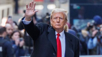 ABD Başkanı Trump Hakkında Çarpıcı Anket: Halk Hem Övdü Hem Dövdü