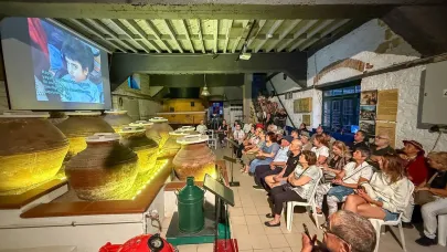 Küçükkuyu’da “2 Kıyı 2 Hikaye” sinema günleri düzenlendi