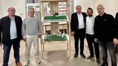 Lapseki'de süs tavukları sergilendi