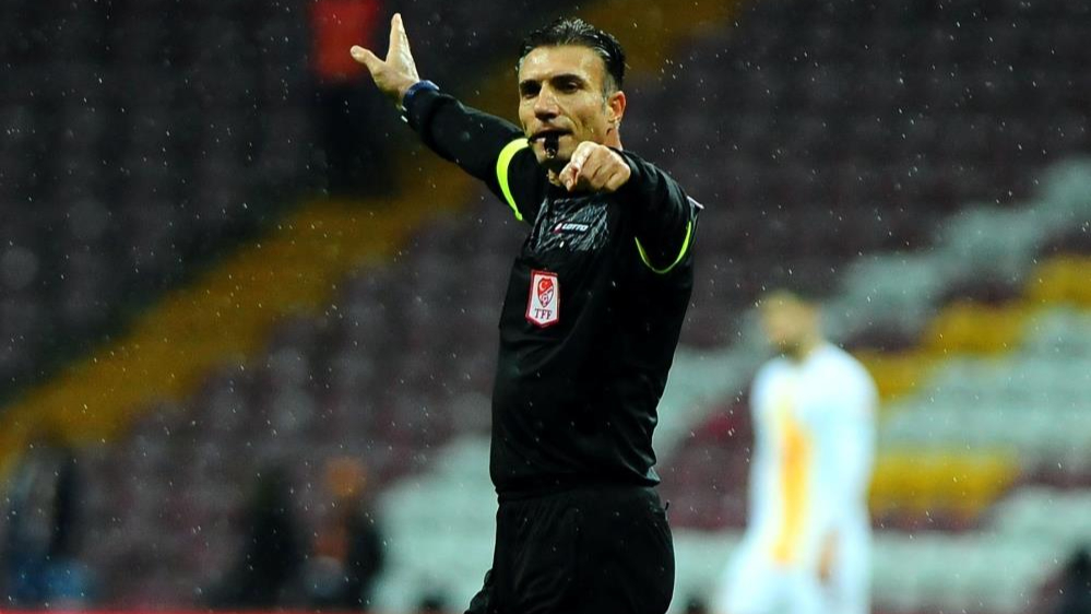 Fenerbahçe - Antalyaspor maçının VAR’ı Özgür Yankaya oldu