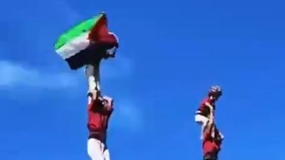 Barcelona’da İnsan Piramidiyle Filistin Bayrağı