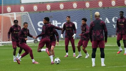 Galatasaray Liverpool Maçı Öncesi Hazırlıklarını Tamamladı