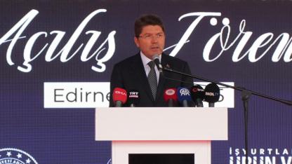 Yılmaz Tunç: "Selimiye'nin gölgesinden İsrail'i lanetliyorum"