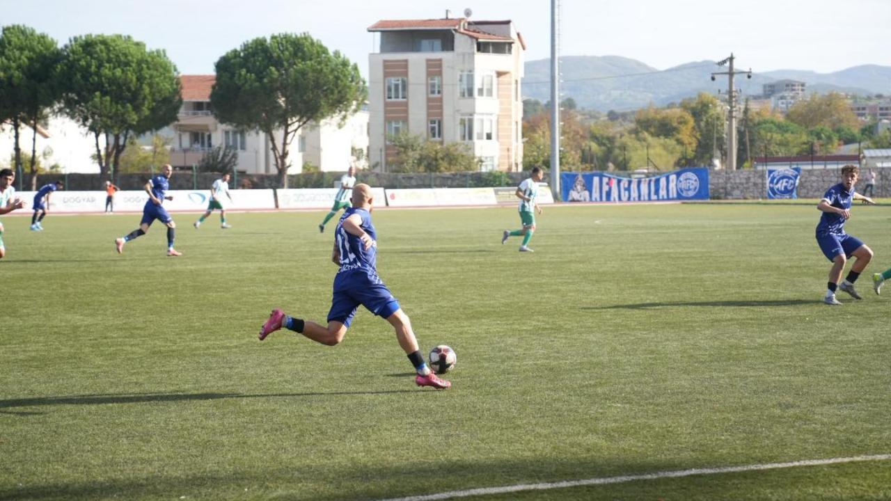 BAL&#039;da dev maç! Bigaspor, Beylikdüzü&#039;nde puan arayacak