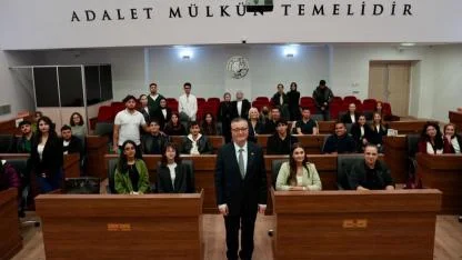 Biga Belediye Başkanı Şen’den Ziraat Öğrencilerine Destek