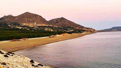Büyüleyici Gün Batımı! Türkiye'nin En Batısına Gökçeada'da 10 Bin Kişilik Dev Plaj!