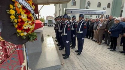 Çanakkale’de Komşu Kavgası Can Aldı: Emekli Astsubay Son Yolculuğuna Uğurlandı