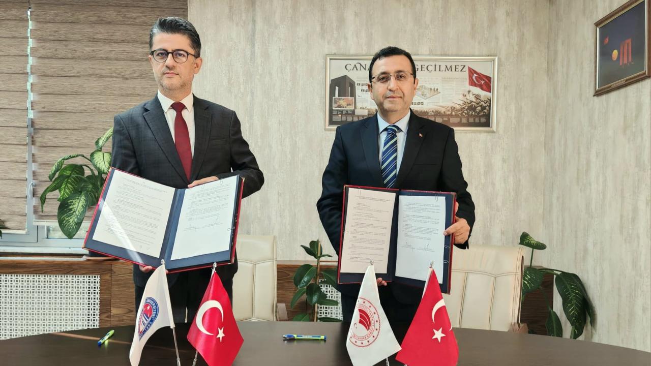 Çanakkale'de Su Altında Dev Adım! Deniz Araştırmaları Projesi Hayata Geçiyor!