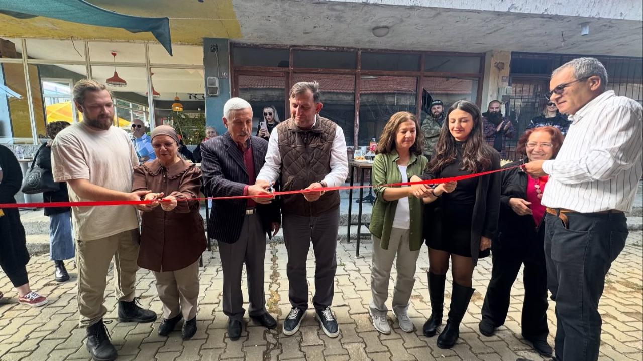 Che’s Ceramic Seramik Atölyesi açıldı