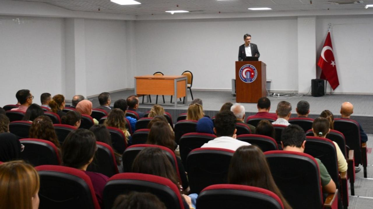 ÇOMÜ’de İHA Teknolojileri Semineri Düzenlendi