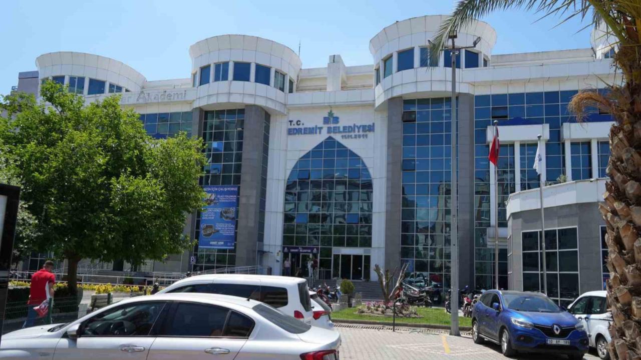 Edremit Belediyesi’nden 29 Taşınmaz Satışı: Arsa ve Dubleks Meskenler İhaleye Çıkıyor