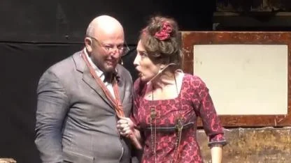 Kapalı Gişe Oynayan Efsane! Serkan Keskin’in 'Cimri' Performansı Çanakkale’de!