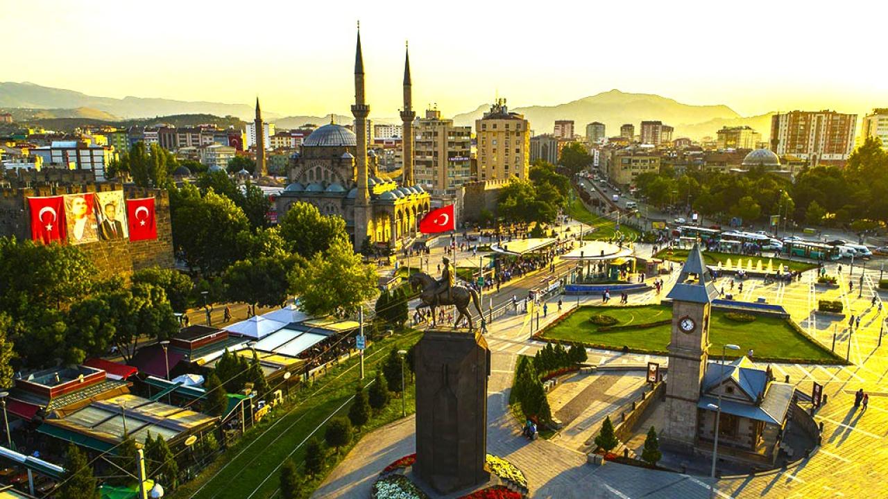 Kayseri Büyük Şehir Belediyesi Yap İşlet Devret Modelinde Çığır Açtı: Türkiye&#039;de Bir İlk