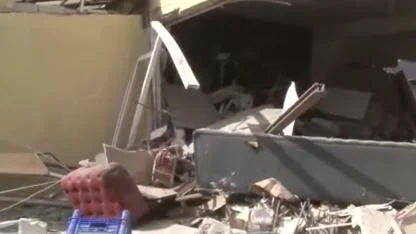 Korkunç Patlama! İzmir'de Bir Ev Yere Bir Oldu: İşte İlk Görüntüler