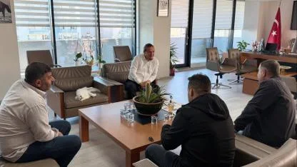 Lâpseki'de Halkın Sesi Belediyede: Vatandaşlar görüş ve taleplerini Başkan Öztürk'e iletti