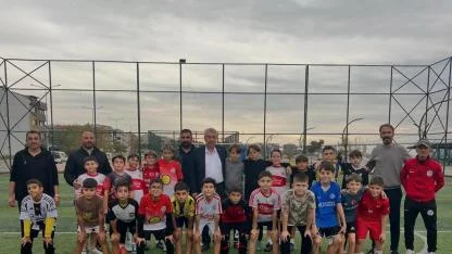 MHP Heyeti U-11 ve U-12 yaş gruplarını ziyaret etti