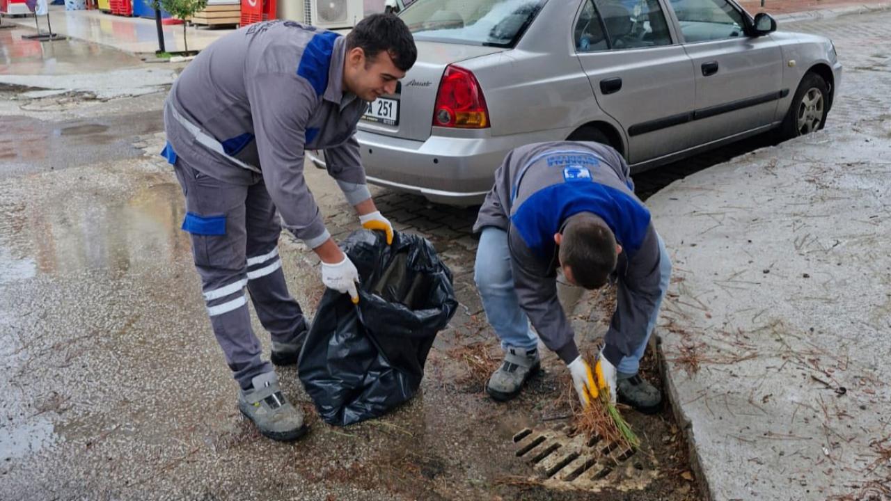 Olumsuzluklara karşı ekipler sahada