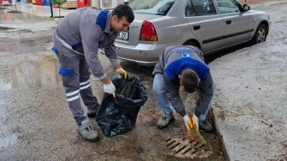 Olumsuzluklara karşı ekipler sahada